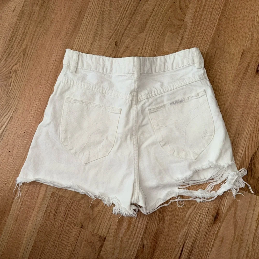 Rolla’s Dusters Shorts High Rise Slim Distressed Vintage White Worn Size 27